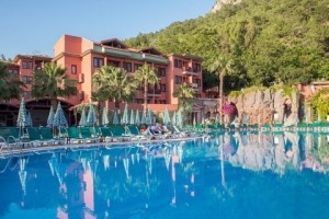 Suncity Hotel & Beach Club