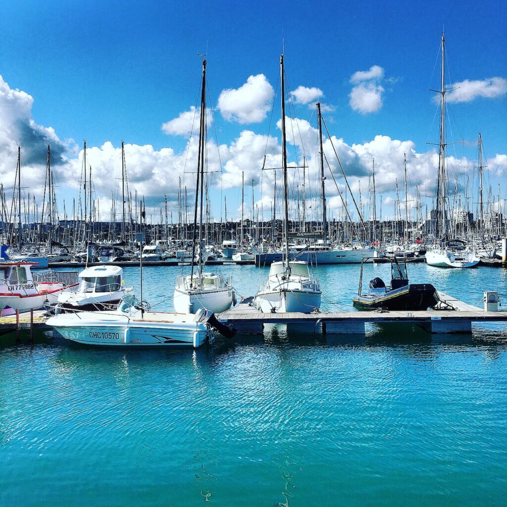 Ontdek de wereld van bijzondere beroepen, zoals jachtmakelaardij